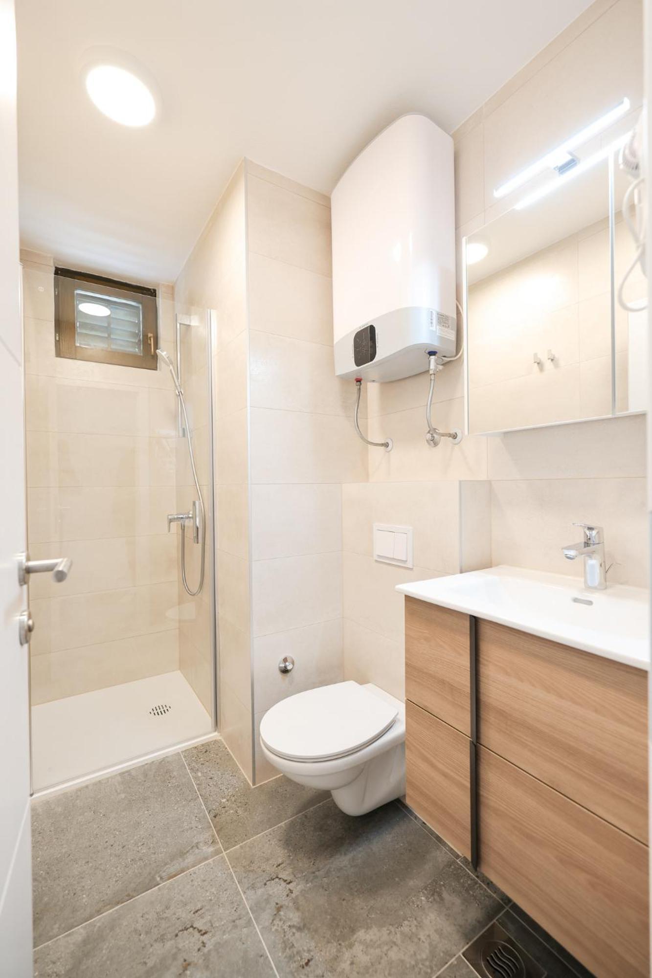 Rooms Malic Petrcane Bilik gambar