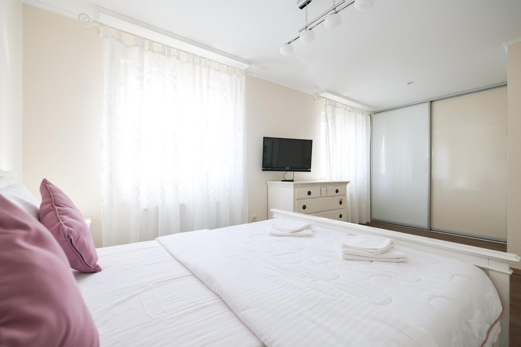 Rooms Malic Petrcane Bilik gambar